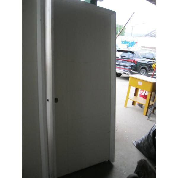 36X80 R HAND EXTERIOR DOOR
