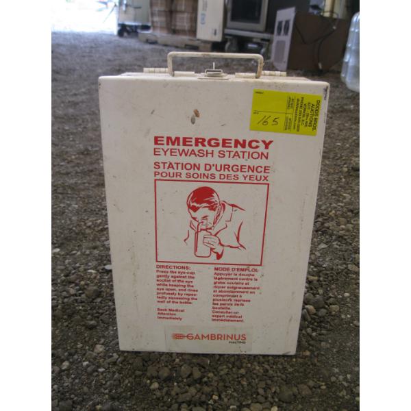 EMERGENCY EYEWASH STATION