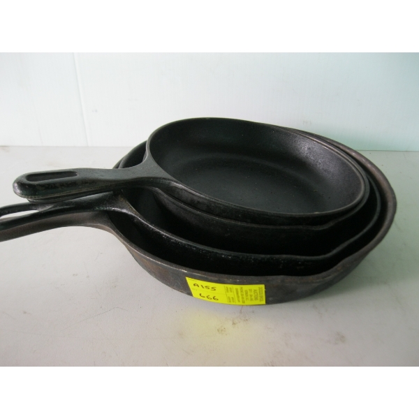 SET OF 4 CAST IRON FRYING PANS