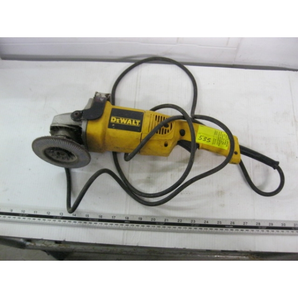 HEAVY DUTY DEWALT ANGLE GRINDER