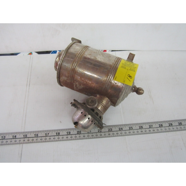 CHROME BASED OIL LANTERN - NO SHADE