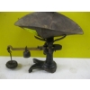 Image 2 : VINTAGE SCALE & A SINGLE TREE