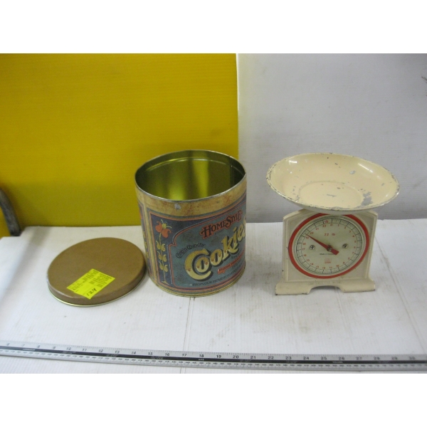 SCALE & COOKIE TIN