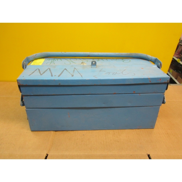 FOLD OUT BLUE TOOLBOX