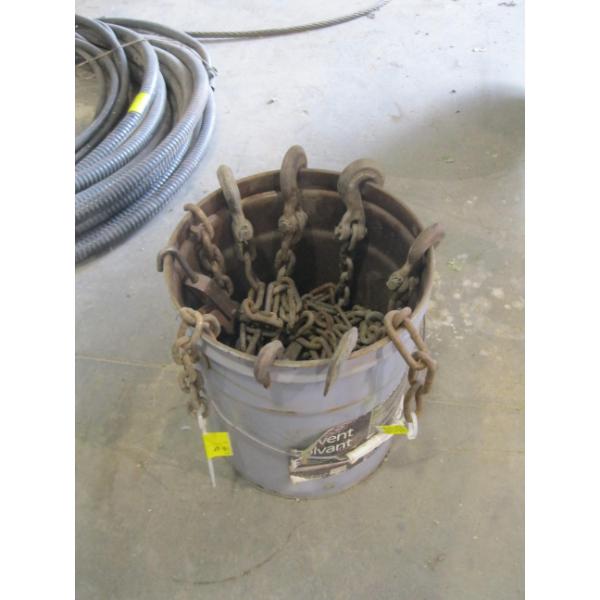 CAN W/ASST'D CHAIN PIECES