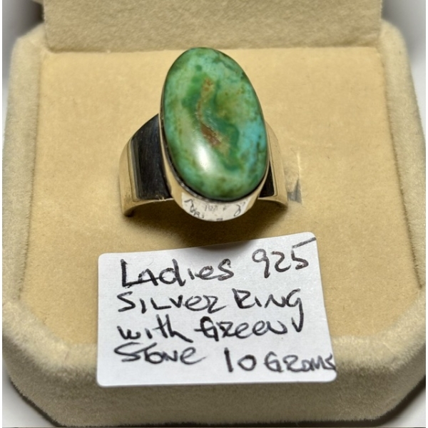 LADIES .925 SILVER RING W/GREEN STONE, 10G, SZ 6