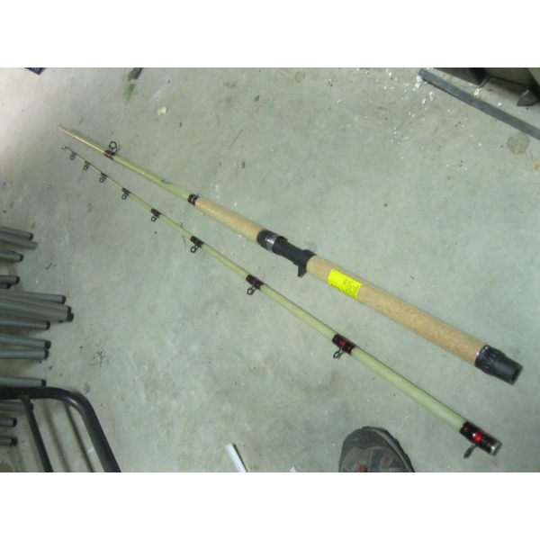  GLOWSTICK MEDIUM CASTING ROD