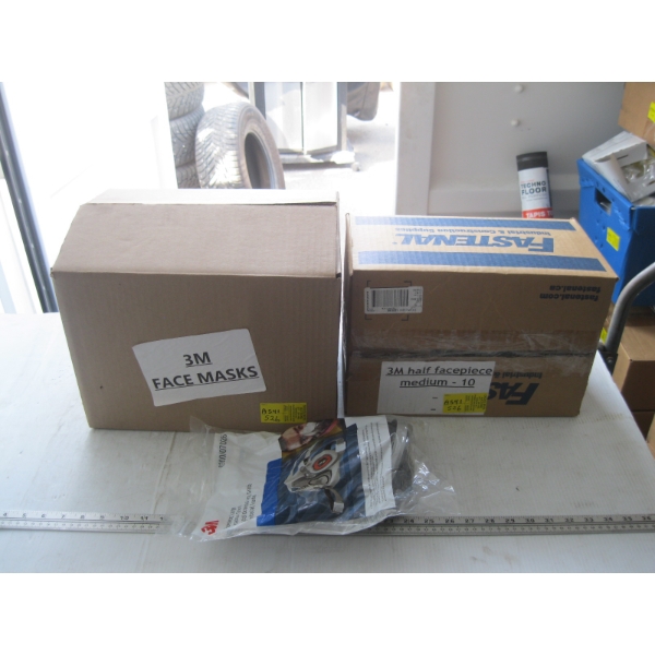 BOX OF 3M FACE MASKS & BOX OF 3M HALF FACE PIECE M MASKS