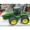 Image 1 : LG. 8 WHEEL JOHN DEERE 8560 DIECAST TRACTOR