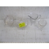Image 2 : 4 PIECES OF VINTAGE GLASSWARE