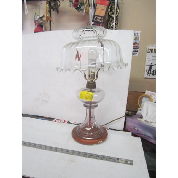 COAL OIL LANTERN BASED TABLE LAMP, GLASS SHADE