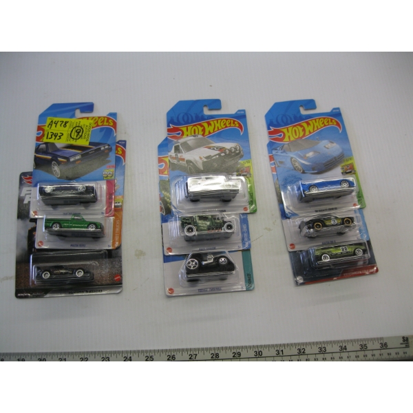 9 HOT WHEELS CARDS