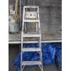 Image 1 : 5' ALUMINUM STEPLADDER