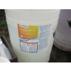 Image 7 : 3/4 CONTAINER OF DELLA ECO STAR CONCENTRATED LIQUID CIP DETERGENT & SMALLER CONTAINERS W/MISC.