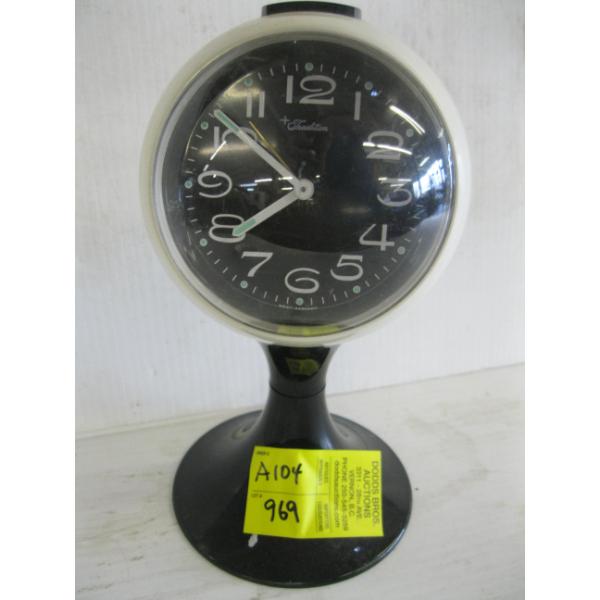 WEST GERMAN TRADITION CLOCK