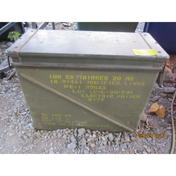 SHELL BOX W/ASST. LG. SPIKES