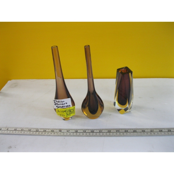 3 PIECES OF MURANO GLASS