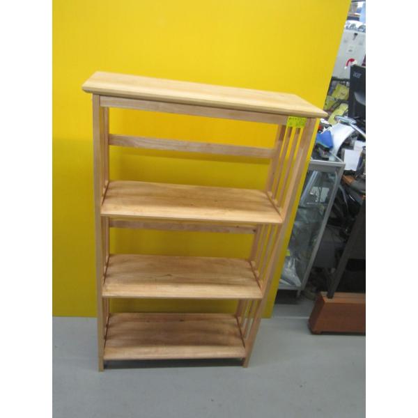 WOODEN SHELF UNIT