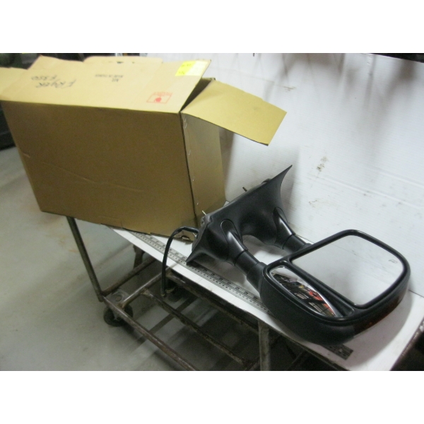 FORD '03-'07 SUPER DUTY PASSENGER SIDE MIRROR - POWERED