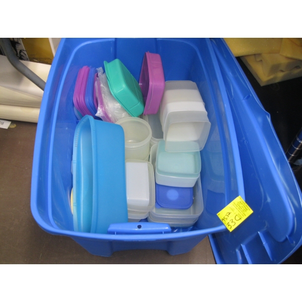 TOTE OF MISC. TUPPERWARE