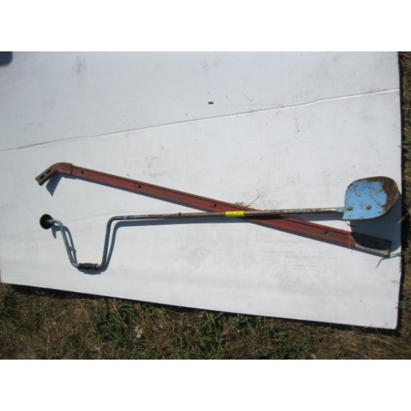 ICE AUGER & HANDLE