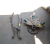 Image 1 : HORSE HAMES & WALL DÉCOR W/ANTIQUE ITEMS