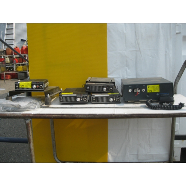 RADIOS & MOTOROLA RF POWER AMP CBs