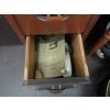 Image 6 : SEAMSTRESS ROTARY SEWING MACHINEIN CABINET