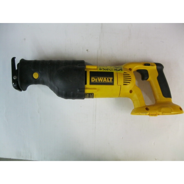 DEWALT SAWZALL - NO BATTERY, NO CHARGER