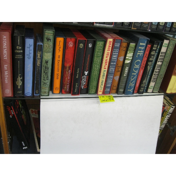 SHELF OF ASST. COLLECTABLE BOOKS HARDCOVER - MARK TWAIN, ETC.