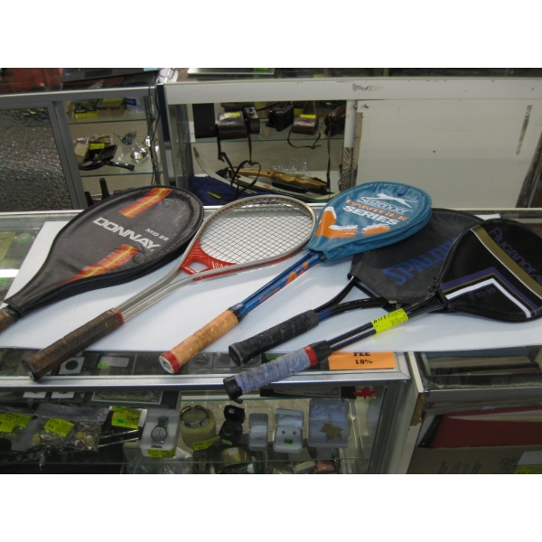 5 RACKETS