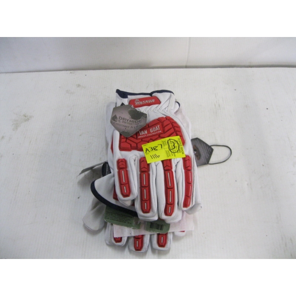 3 PAIR OF SZ XL GLOVES