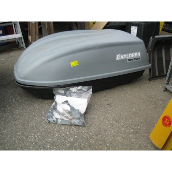 NEW SPORT RACK EXPLORER ROOF BOX W/BAG OF ACCESS.