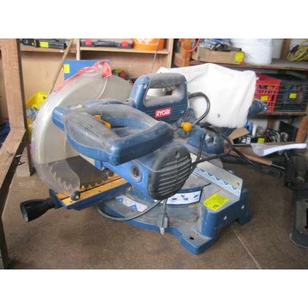 RYOBI SLIDING COMPOUND MITER SAW
