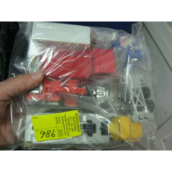 BAG W/ASST. TRUCKS