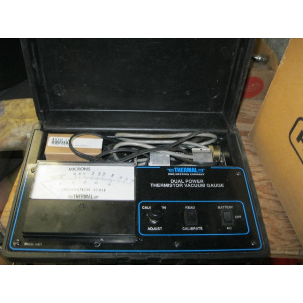 THERMAL ENGINEERING CO. DUAL POWER THERMISTOR VACUUM GAUGE