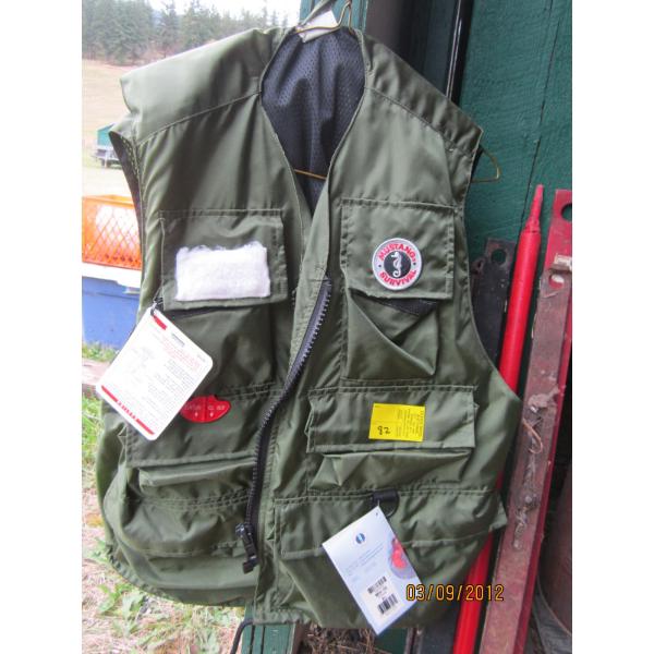 MUSTANG INFLATABLE FISHING VEST - SZ XL