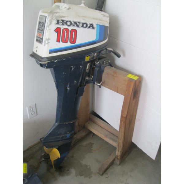 HONDA 100 4 STROKE (D) LONG LEG OUTBOARD BOAT MOTOR & STAND