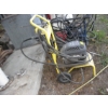 Image 2 : KARCHER 4HP PRESSURE WASHER - RUNS BUT LEAKS
