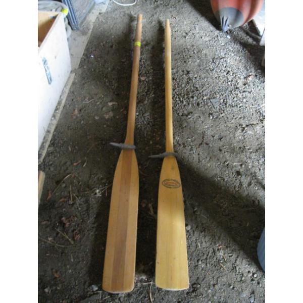 PAIR OF OARS