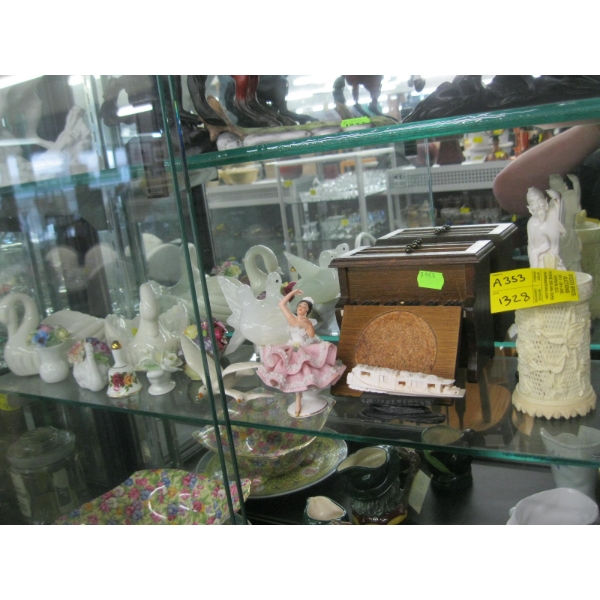 SHELF OF ASST. COLLECTABLES: CARVED ITEMS, COASTER SET, ETC.