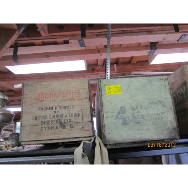 2 WOODEN CRATES - CANADIAN APPLES OYAMA & BC GROWERS