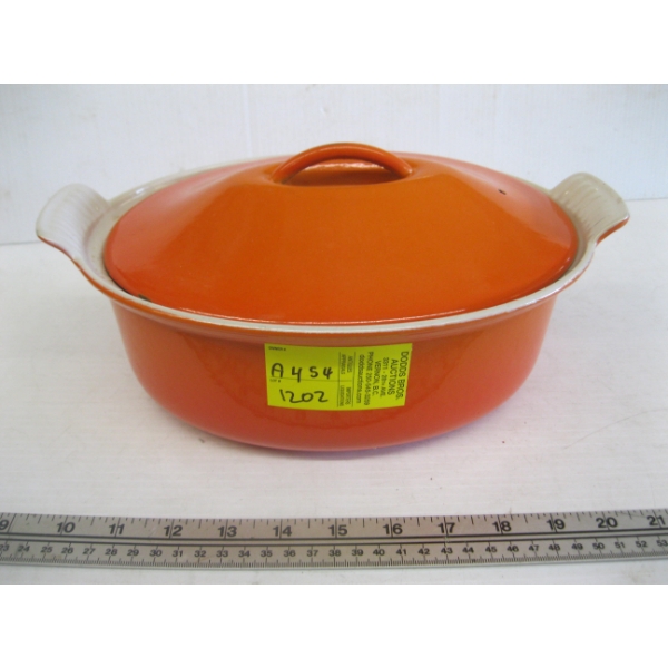 LA CREUSET ENAMEL BAKING DISH