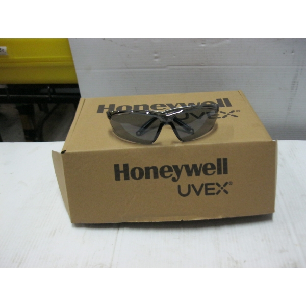 BOX OF GREY LENS SAFETY GLASSES