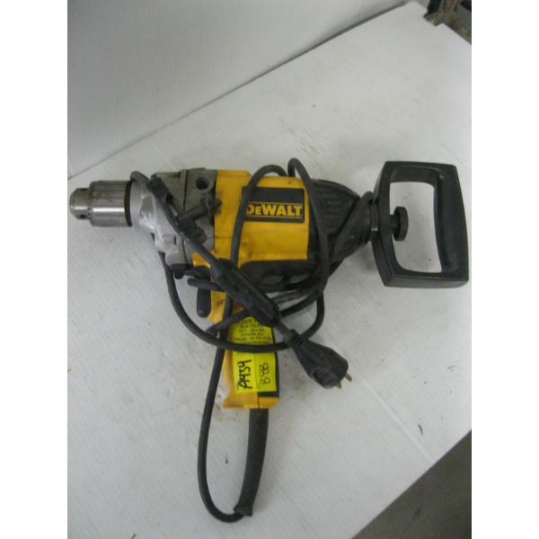 DEWALT 1/2" ELECTRIC DRILL