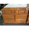 Image 2 : 6 DRAWER WOODEN DRESSER & 2 MATCHING NIGHT TABLES