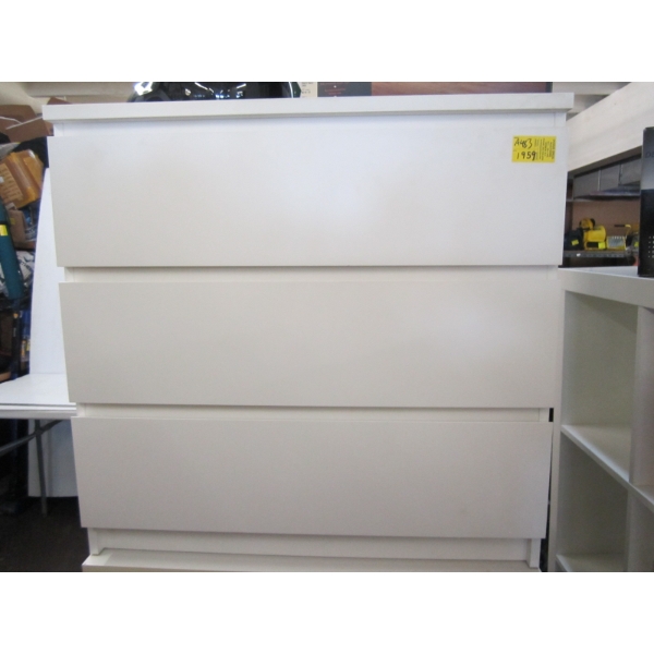 3 DRAWER DRESSER