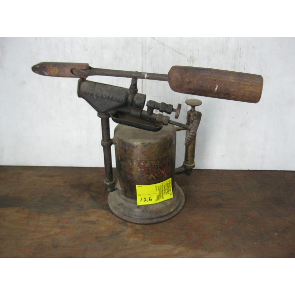 PLUMBER'S TORCH & SAUDERING IRON