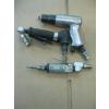 Image 2 : 2 AIR DIE GRINDERS & AIR CHISEL W/BITS