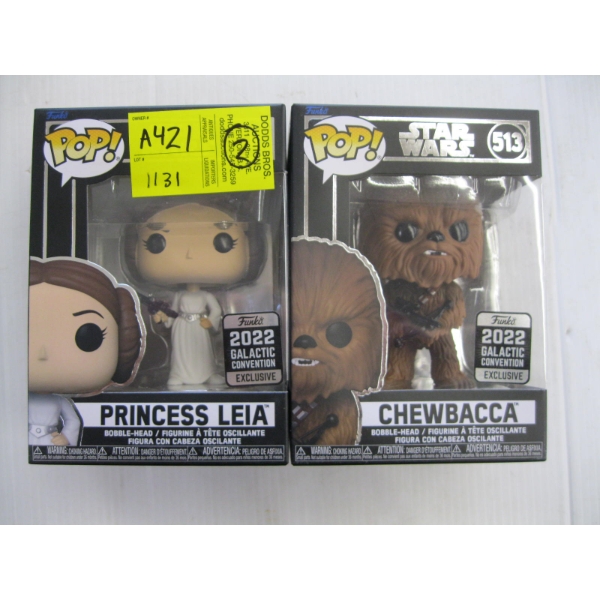 2 POP BOBBLE HEADS